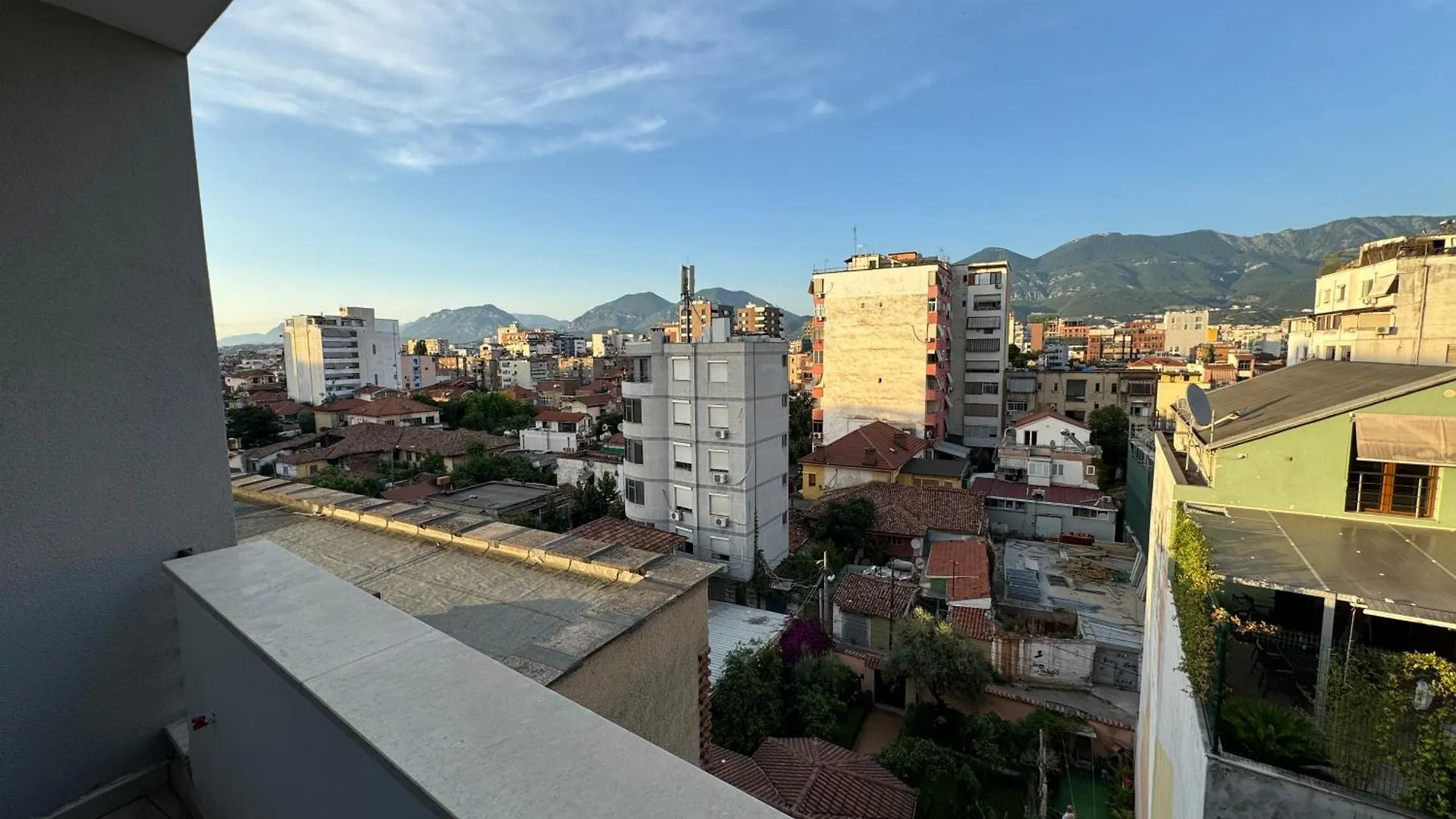 Homerent Old Bazaar 21 تيرانا شقة
